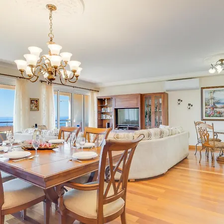 Monumental Ocean View By Atlantic * Funchal (Madeira)